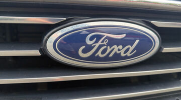 2024 Ford 1.0T EcoBoost MHEV Titanium Euro 6 5-door (Blue) - Image: 24