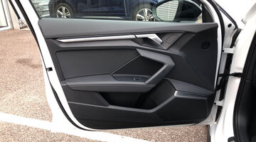 2023 Audi TFSI 35 Black Edition Sportback S Tronic Euro 6 5-door (White) - Image: 17
