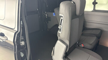 2026 Volkswagen 2.0 TDI T3Commerce Pro Kombi SWB Euro 6 5-door (Black) - Image: 22