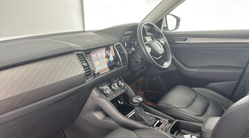 2023 Škoda 2.0 TSI SE L Executive DSG 4WD Euro 6 5-door (7 Seat) (White) - Image: 2