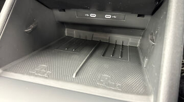 2026 Volkswagen ETSI MHEV Match DSG Euro 6 5-door (Silver) - Image: 8