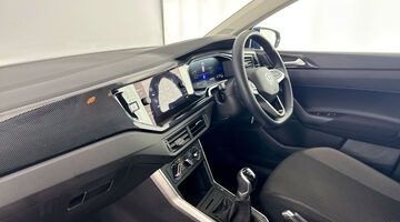 2023 Volkswagen 1.0 TSI Life Euro 6 5-door (Blue) - Image: 2