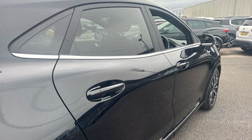 2023 Ford 1.0T EcoBoost MHEV ST-Line Vignale Euro 6 5-door (Black) - Image: 17