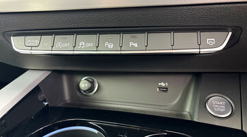 2024 Audi 2.0 TFSI 40 S line Sportback S Tronic Euro 6 5-door (Black) - Image: 16