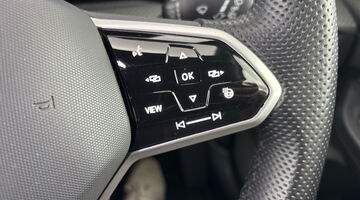 2023 Volkswagen TSI R-Line Euro 6 5-door (White) - Image: 26