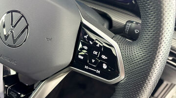 2024 Volkswagen TSI Black Edition Euro 6 5-door (White) - Image: 29