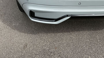 2026 Volvo 2.0 T8 18.8kWh Ultra Black Edition Auto Euro 6 5-door (Grey) - Image: 34