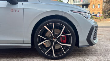 2026 Volkswagen 2.0 TSI GTI DSG Euro 6 5-door (Blue) - Image: 5