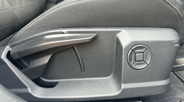 2026 Audi Technik e-hybrid quattro 299 PS S tronic (White) - Image: 15