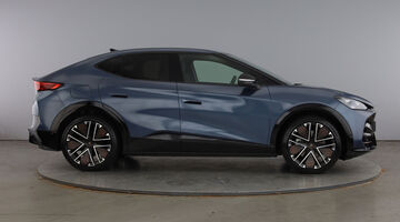 2025 CUPRA 77kWh VZ2 SUV Coupe Auto 4-doorive 5dr (Blue) - Image: 4