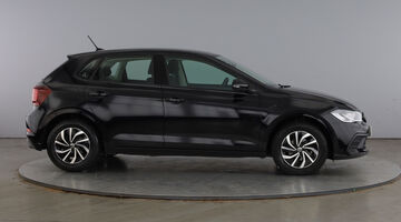 2024 Volkswagen 1.0 TSI Life Euro 6 5-door (Black) - Image: 4
