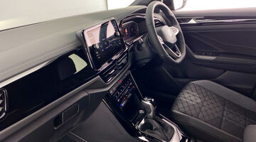 2025 Volkswagen TSI Black Edition DSG Euro 6 5-door (Black) - Image: 2