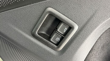 2026 Volkswagen TSI eHybrid 19.7kWh Black Edition DSG Euro 6 5-door (Green) - Image: 21