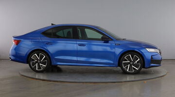 2026 Škoda TSI e-TEC MHEV ACT SportLine DSG Euro 6 5-door (Blue) - Image: 4
