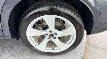 2026 Audi 2.0 TFSI S line S Tronic quattro Euro 6 5-door (Grey) - Image: 30