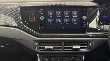 2025 Volkswagen 1.0 TSI Match Euro 6 5-door (Blue) - Image: 12