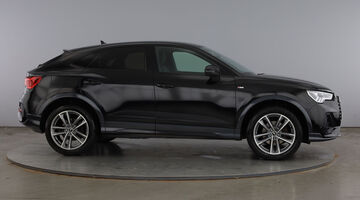 2023 Audi TFSI CoD 35 Black Edition Euro 6 5-door (Black) - Image: 4