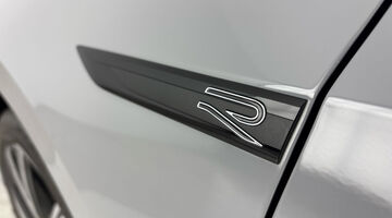 2024 Volkswagen ETSI MHEV R-Line DSG Euro 6 5-door (Grey) - Image: 35