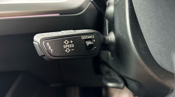 2025 Audi 40 Sport Auto 5-door 63kWh (Aurora violet) - Image: 14
