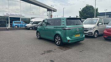 2025 Volkswagen Pro 79kWh Life Auto 5-door (SWB, 5Seat) (Green) - Image: 3