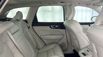 2021 Volvo 2.0h T6 Recharge 11.6kWh Inscription Expression Auto Euro 6 5-door (Grey) - Image: 10