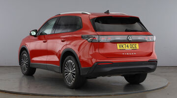 2024 Volkswagen 2.0 TDI Match DSG Euro 6 5-door (Red) - Image: 3