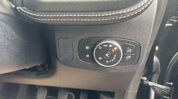 2023 Ford 1.0T EcoBoost MHEV ST-Line Vignale Euro 6 5-door (Black) - Image: 28