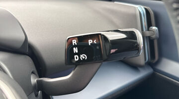 2026 Volvo P5 Long Range 69kWh Plus Auto 5-door (Black) - Image: 24