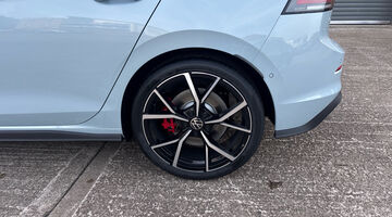 2026 Volkswagen 2.0 TSI GTI DSG Euro 6 5-door (Blue) - Image: 28
