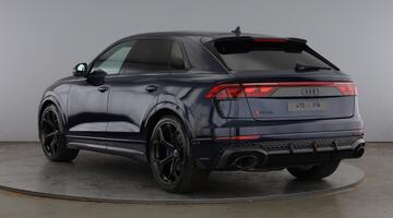 2026 Audi 4.0 TFSI V8 Performance Carbon Vorsprung Tiptronic quattro Euro 6 5-door (Blue) - Image: 3