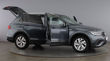 2023 Volkswagen TSI Life Euro 6 5-door (Grey) - Image: 11