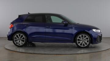2026 Audi TFSI 35 S line Sportback S Tronic Euro 6 5-door (Blue) - Image: 4