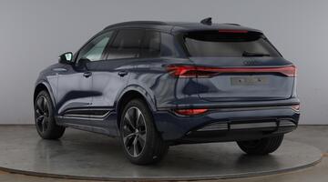 2026 Audi 100kWh Performance Black Edition Auto 5-door (Blue) - Image: 3