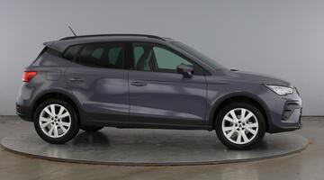 2026 SEAT 1.0 TSI FR First Edition DSG Euro 6 5-door (Grey) - Image: 4