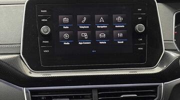 2025 Volkswagen 1.0 TSI Black Edition DSG Euro 6 5-door (Black) - Image: 12