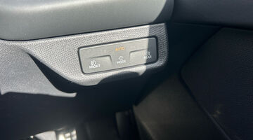 2026 CUPRA EHybrid 25.8kWh VZ2 DSG Euro 6 5-door (Purple) - Image: 18