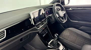2023 Volkswagen TSI R-Line Euro 6 5-door (Black) - Image: 2