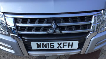 2016 Mitsubishi DI-DC Barbarian Auto 4WD Euro 6 3-door SWB (Silver) - Image: 13