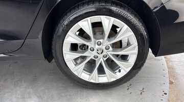 2024 Škoda TSI iV 25.7kWh SE L DSG Euro 6 5-door (Black) - Image: 38
