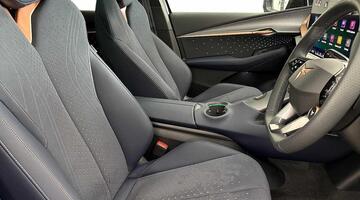 2025 CUPRA 77kWh VZ1 SUV Coupe Auto 4-doorive 5dr (Grey) - Image: 10