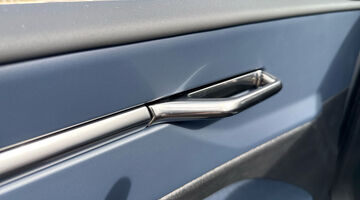 2026 Volvo P5 Long Range 69kWh Ultra Auto 5-door (Grey) - Image: 21