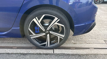 2026 Volkswagen 2.0 TSI R DSG 4Motion Euro 6 5-door (Blue) - Image: 13
