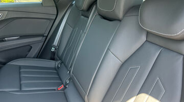 2026 Audi 45 Black Edition Auto quattro 5-door 82kWh (Grey) - Image: 28