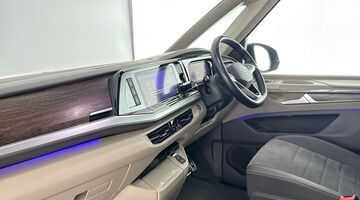 2024 Volkswagen 1.4 TSI eHybrid Style 5-door LWB DSG (Grey) - Image: 2