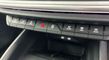 2025 Škoda 82kWh 85 Edition Coupe Auto 5-door (Red) - Image: 17