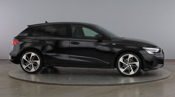 2022 Audi TFSI 35 Edition 1 Sportback Euro 6 5-door (Black) - Image: 4