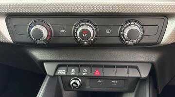 2026 Audi Sportback S line 35 TFSI 150 PS S tronic (Silver) - Image: 15
