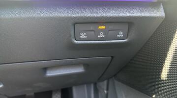 2026 Volkswagen 2.0 TDI Elegance DSG Euro 6 5-door (Silver) - Image: 30