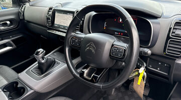2020 Citroen PureTech Flair Euro 6 5-door (White) - Image: 33