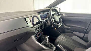 2024 Volkswagen 1.0 TSI R-Line DSG Euro 6 5-door (Grey) - Image: 2